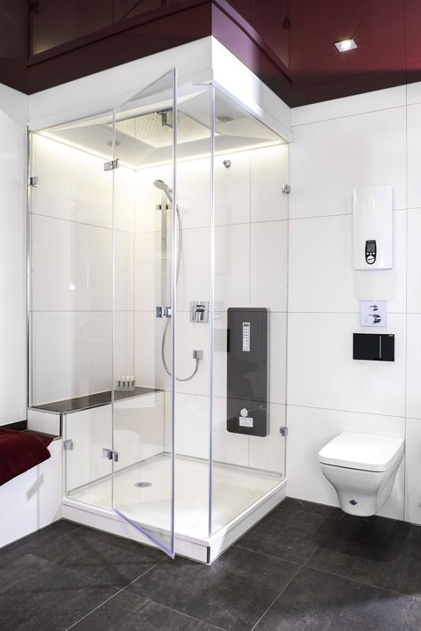 Duschen mit niedrigem Einstieg sind bei der Badrenovierung in Oberhausen und Region äußerst beliebt.